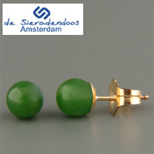 Jade oorknopjes 4mm - 14krt goud